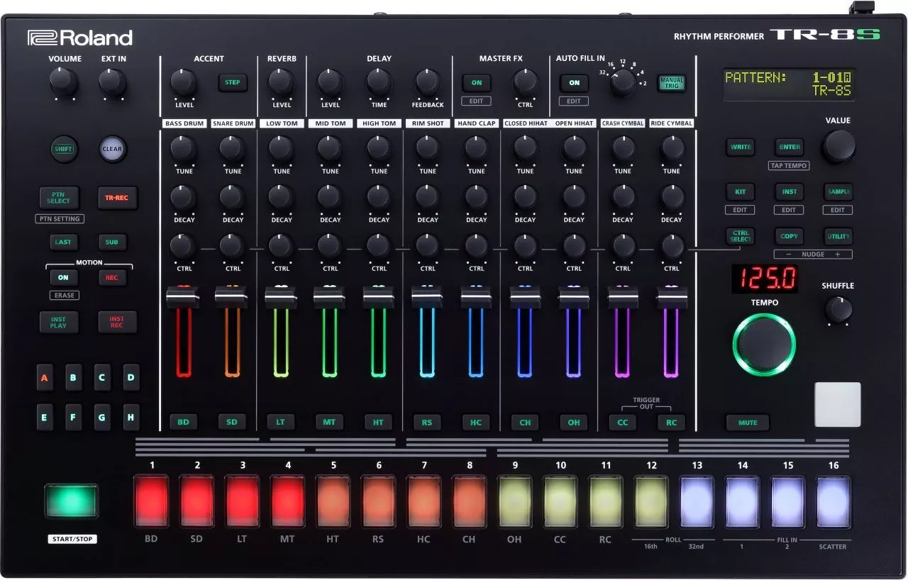 Драм-машина Roland Aira TR-8S